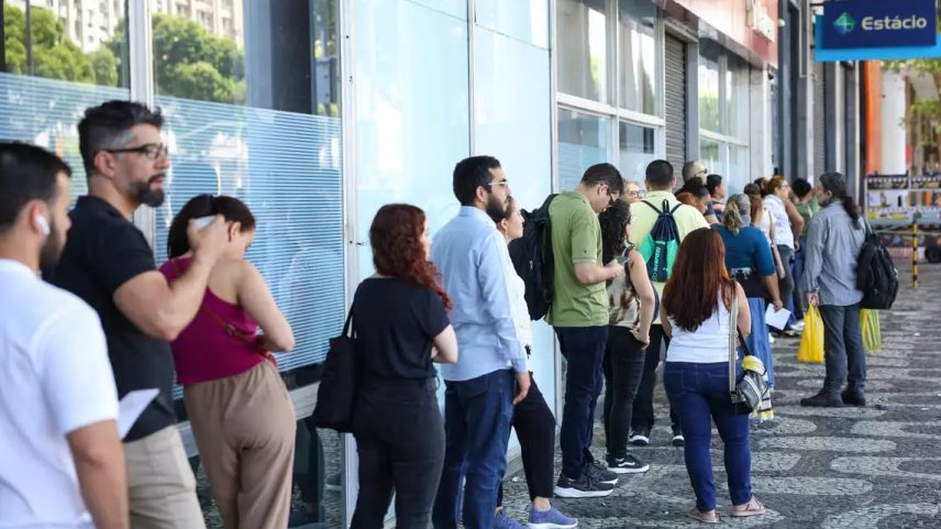 O órgão com mais cargos é o MGI (Ministério da Gestão e da Inovação em Serviços Públicos)