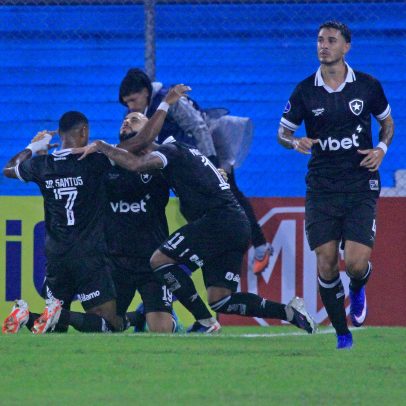 Botafogo vence Racing fora pela Sul-Americana com gol de Danilo nos acrésimos
