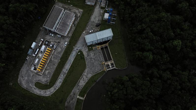 Transferência do Rio Itapanhaú reforça sistema Alto Tietê; medida barra queda acelerada do nível dos reservatórios, mas ainda é cedo para dizer se será suficiente para evitar desabastecimento