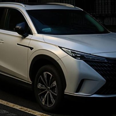 MG Motor avalia vender carros da Roewe no Brasil