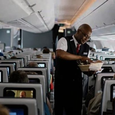 Passageiros que fotografarem pilotos sem autorização podem ter passagem cancelada