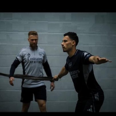 Arsenal treina antes do grande jogo contra o Manchester City