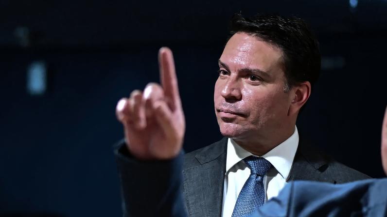 Governo busca capitalizar detenção de Ramagem, mas extradição permanece incerta