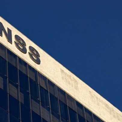 INSS paga 1ª parcela do 13º salário de aposentados nesta sexta