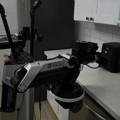 Startup desenvolve robô que executa tarefas sem programação prévia