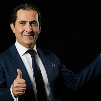 Bilionário em apuros na França e consolidação do setor de telecom