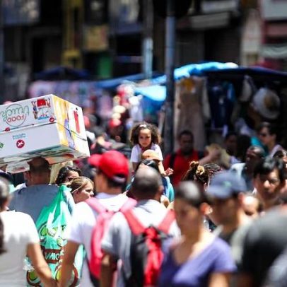 Fim da escala 6x1: transição pode beneficiar empresas menores, diz XP