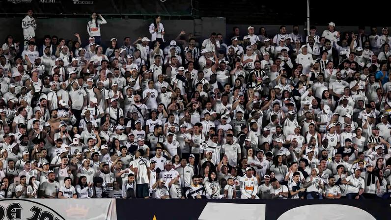 Organizada do Santos cobra time, diretoria e Neymar após empate na Sula