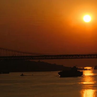Temperatura dos oceanos aponta retorno do El Niño com ondas de calor em 2026