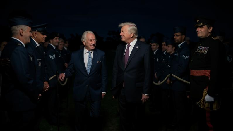 Trump conheceu o rei Charles 3º em 2005, nos Estados Unidos