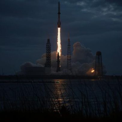 Blue Origin aterrissa New Glenn reutilizável, amplia rivalidade com SpaceX