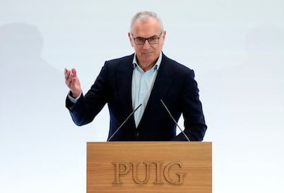 Bancos pressionam Estée Lauder cotizar na Espanha para economizar até 4 bi Puig