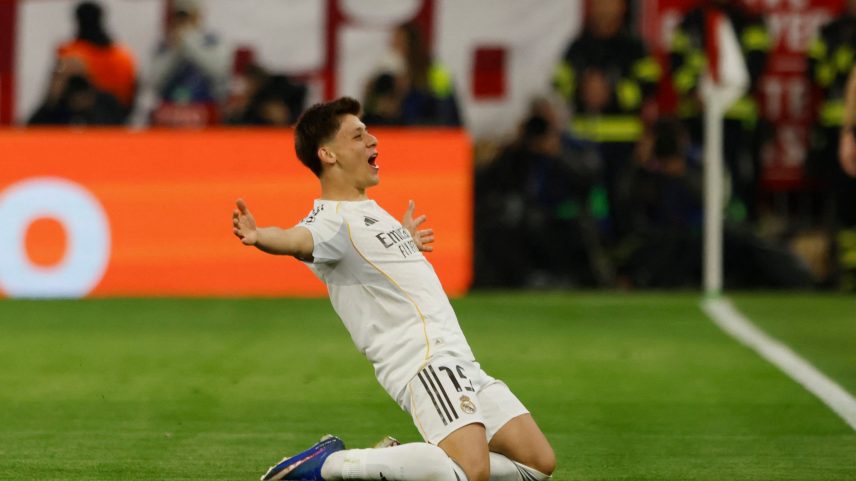 Titular do Real Madrid sofre lesão e preocupa a seleção para a Copa