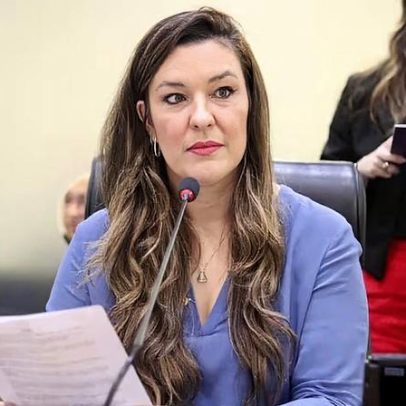 Camila Toscano se filia ao MDB e confirma candidatura à reeleição