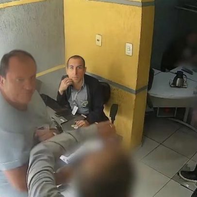 Briga entre funcionários de funerária é registrada por câmeras em Pitangui, MG