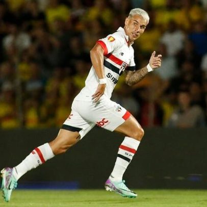 Ferreirinha fica fora da lista do São Paulo contra o O'Higgins