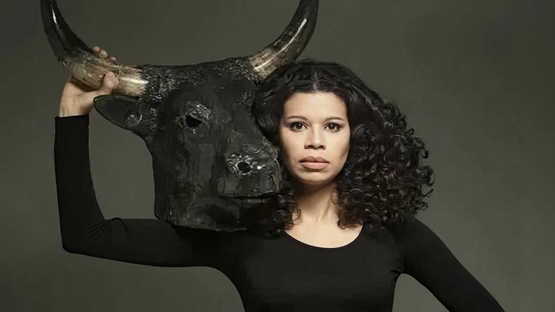 Escritora brasileira Ana Paula Maia
