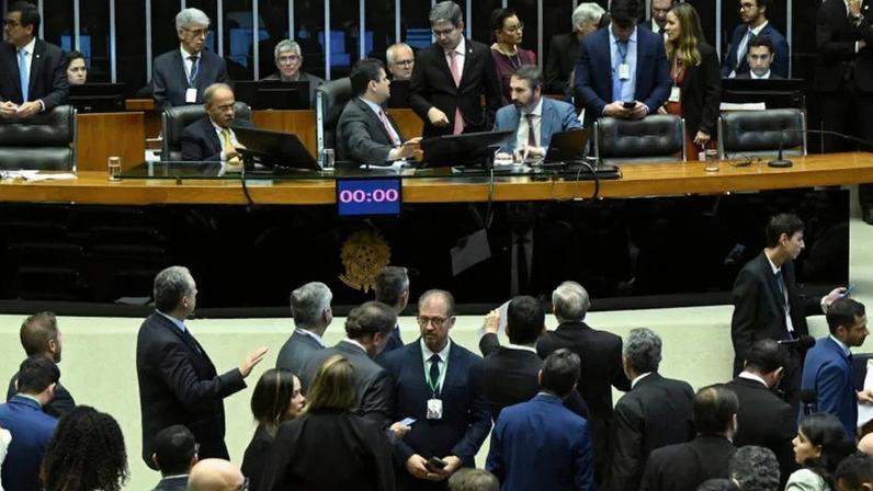 A legitimidade do lobby no Brasil será um gesto de busca à confiabilidade da democracia representativa, diz o articulista