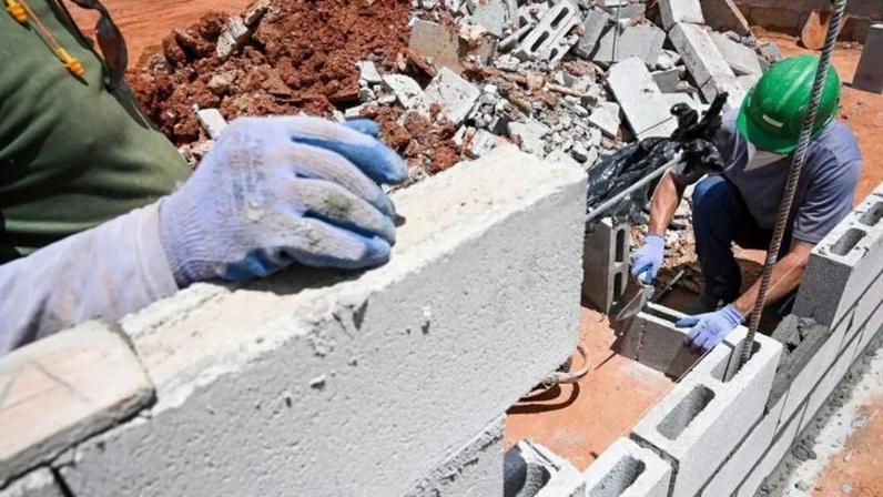 A Cbic (Câmara Brasileira da Indústria da Construção) é uma das entidades que assinaram o ofício