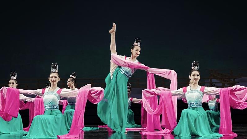 Grupo de ballet anticomunista em turnê pelo Brasil está sob investigação