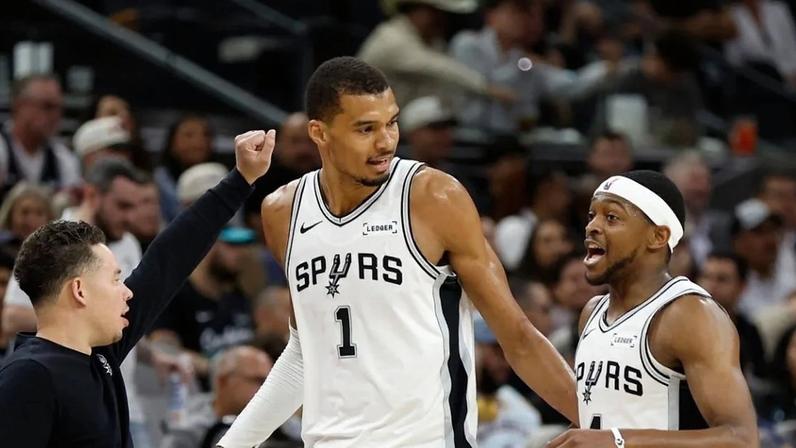 Técnico comenta impacto de De’Aaron Fox no Spurs
