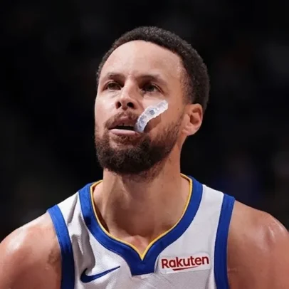 Warriors atualizam situação de Stephen Curry