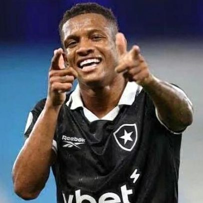 Danilo, do Botafogo, vive melhor temporada de gols da carreira