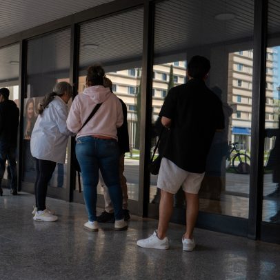Espanha aprova regularização de imigrantes sem documentos; veja como regularizar