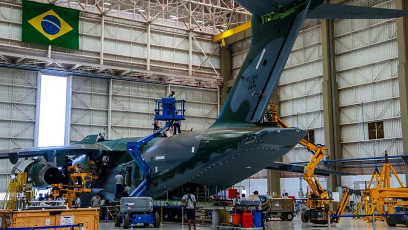 Embraer: a empresa que quase morreu duas vezes e virou símbolo de reinvenção nacional