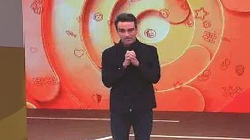 Tadeu Schmidt fala com Ana Paulo sobre luto