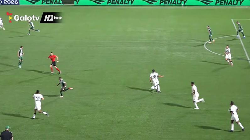 Melhores momentos de Chapecoense 0 x 4 Galo, na Arena Condá, pela 9ª rodada do Campeonato Brasileiro; a goleada do Galo teve gols de Bernard, Reinier, Cuello e Dudu.