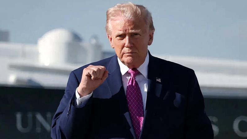 CEOs nos EUA acreditam que tarifas continuarão mesmo após Trump, diz pesquisa da PwC (Foto: Win McNamee—Getty Images/Fortune)