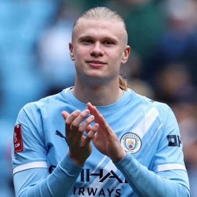 Haaland comanda goleada histórica do Manchester City sobre o Liverpool na FA Cup
