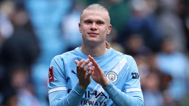 Haaland comanda goleada histórica do Manchester City sobre o Liverpool na FA Cup