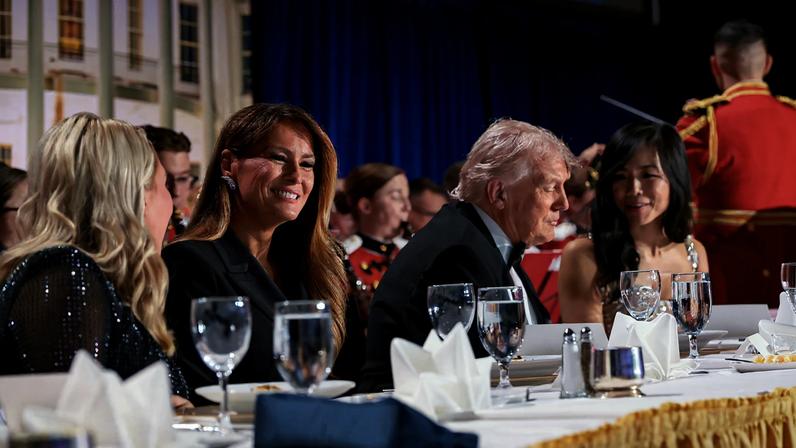 Após o incidente, Melania foi evacuada para um local seguro com Trump e sua equipe
