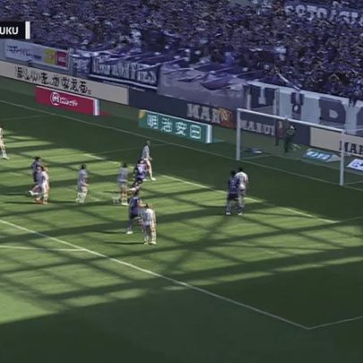 Avispa Fukuoka vence Sanfrecce Hiroshima por 1-0 com defesa de Kazuki Fujita
