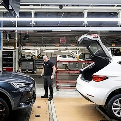 Fábricas espanholas de carros retomam terreno em março, mas produção cai em 2026