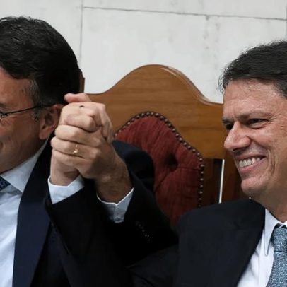 Flávio Bolsonaro e Tarcísio participam da Agrishow no interior de SP