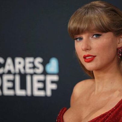 Taylor Swift entra com pedido para proteger voz e imagem contra IA