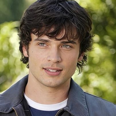 Tom Welling deixa Hollywood e constrói vida no interior