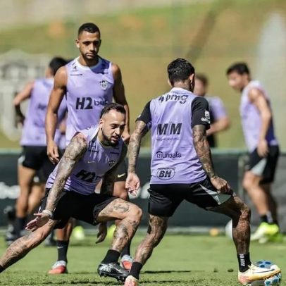 Volante é liberado pelo DM e volta a ficar à disposição do Atlético-MG