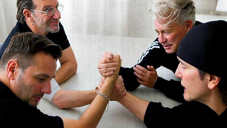 U2 lança EP surpresa com seis faixas espirituais, Easter Lily