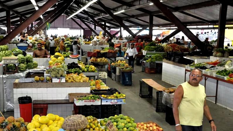 Prefeitura planeja realocar comerciantes do Mercado Central com orçamento