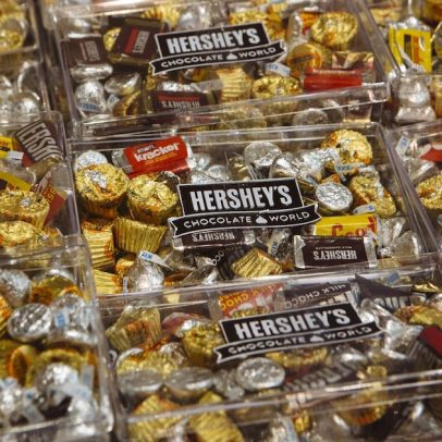 Canetas emagrecedoras impulsionam venda de chicletes, diz Hershey