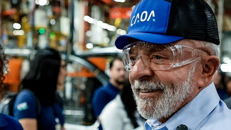 Lula diz que corrupção no INSS começou a ser combatida no seu governo