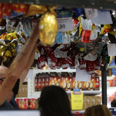 Ovos de Páscoa continuam caros mesmo com queda do cacau