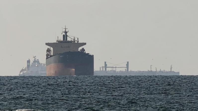 Vice-ministro das Relações Exteriores iraniano afirmou que o país garantirá a navegação