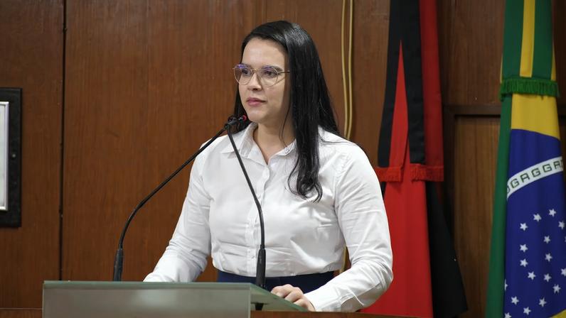 Rafaela Camaraense deixa governo para disputar a Câmara e não descarta vice