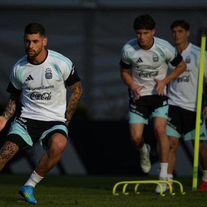 Titular da Argentina sofre lesão séria no joelho e pode ficar fora da Copa