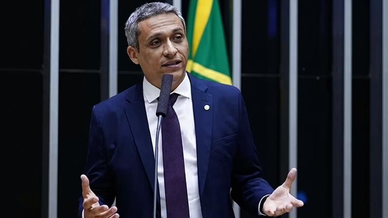 Caso envolvendo Gayer tramitava sob sigilo e se tornou público nesta terça-feira